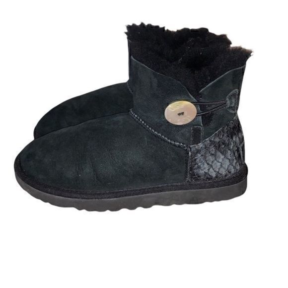 UGG Shoes - UGG AUSTRALIA BOOTS WOMEN’S SIZE 5